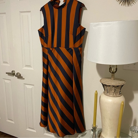 HUGO BOSS DALTINA SLEEVELESS MIDI DRESS - Picture 1 of 16